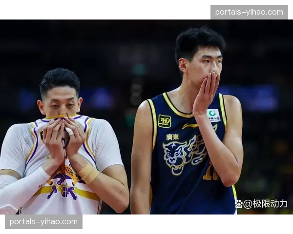 广东东阳光内线失守问题凸显 对阵上海篮板差距悬殊